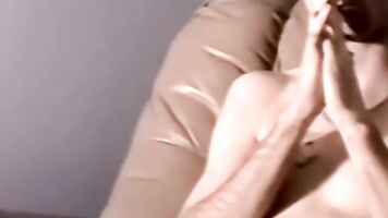 Amateur dude masturbates and cums really hard
