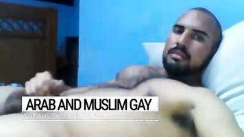 Muslim Arab jock jerking off for gay viewers - Arab Gay