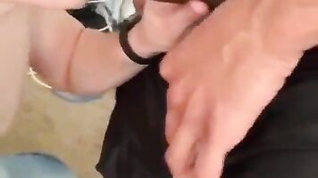 Amateur dl straight latino on knees sucks bbc
